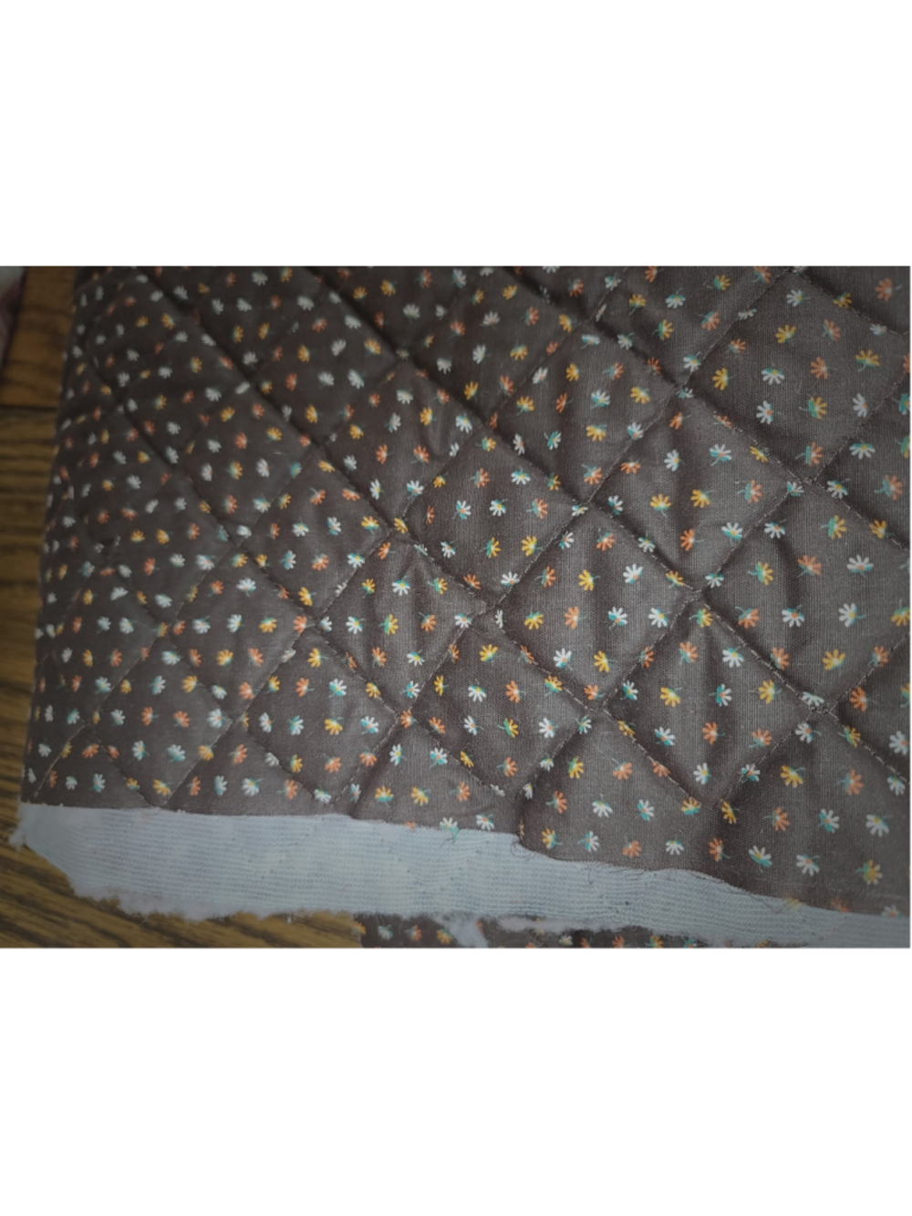 Vintage Wamsutta Quilted Fabric Remnant Ditsy Floral Brown 42x36 - Picture 3 of 9